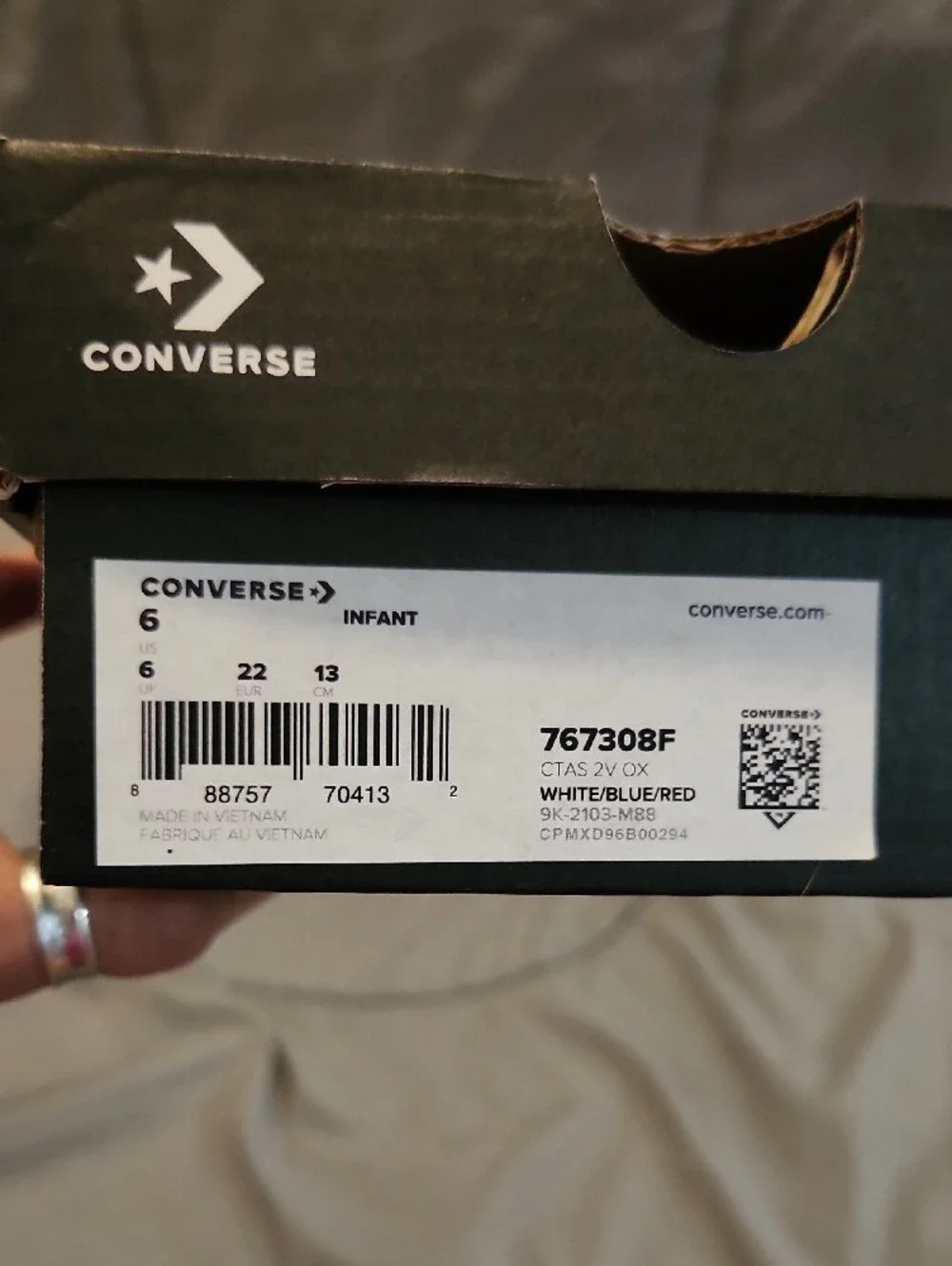 Converse playful canvas